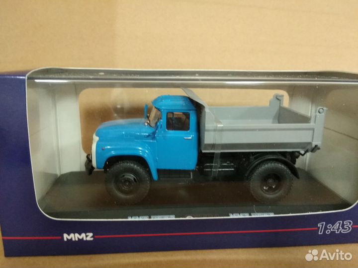 Зил-ммз-4502 самосвал поздний, голубой / серый