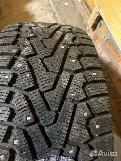 Pirelli Ice Zero 255/55 R18