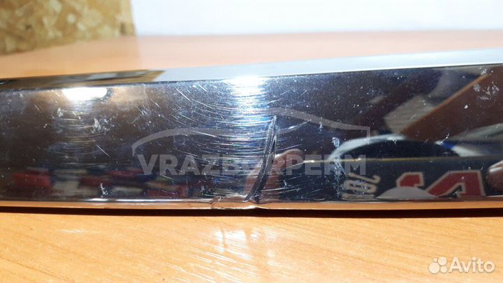 Накладка капота (молдинг) Toyota Camry