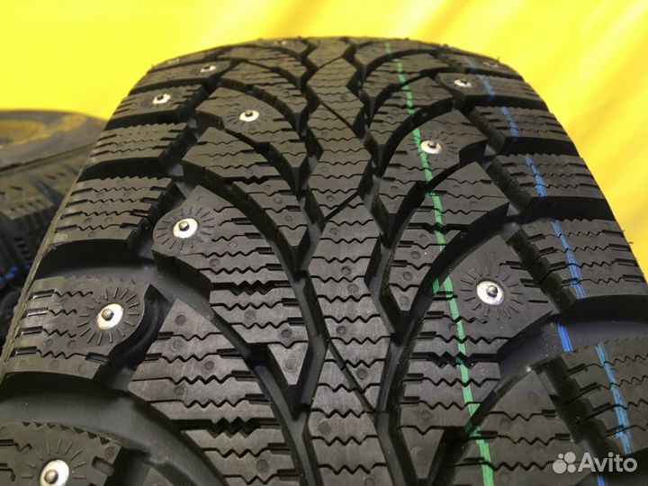 Formula Ice 215/55 R17 115