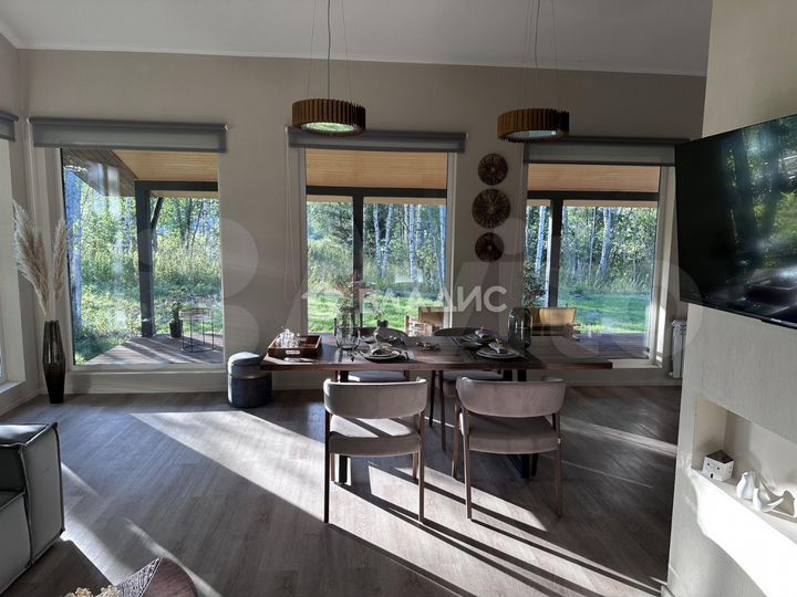 Дом 136 м² на участке 10 сот.