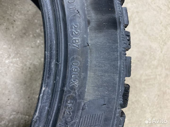 Michelin X-Ice North 4 245/45 R18