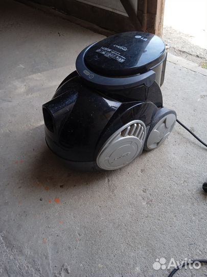 Пылесос LG, б/у