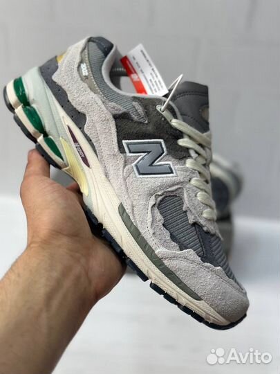 Кроссовки New Balance 2002r