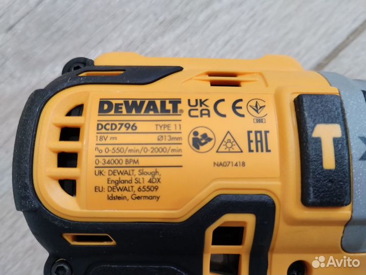 DeWalt DCD796N 18V шуруповёрт новый оригинал