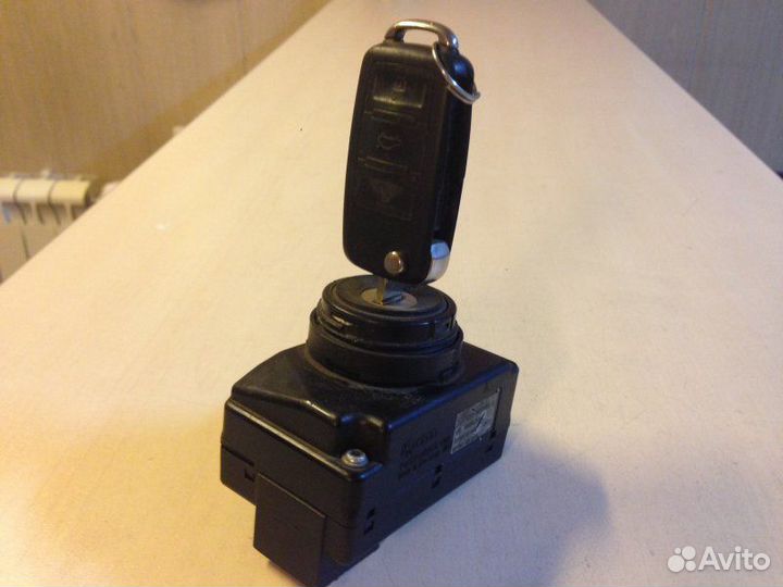 Замок зажигания Volkswagen Touareg 2.5 2003