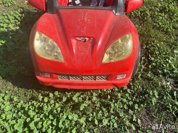 Машинка-каталка электрическая