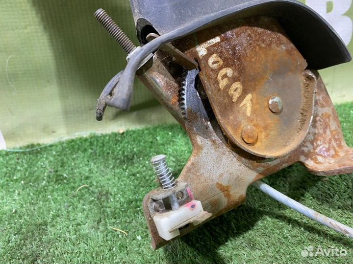 Рычаг стояночного тормоза Renault Logan LS12