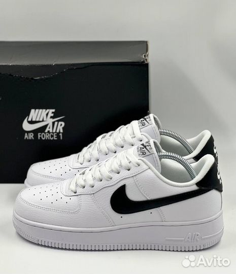 Nike Air Force 1 Low