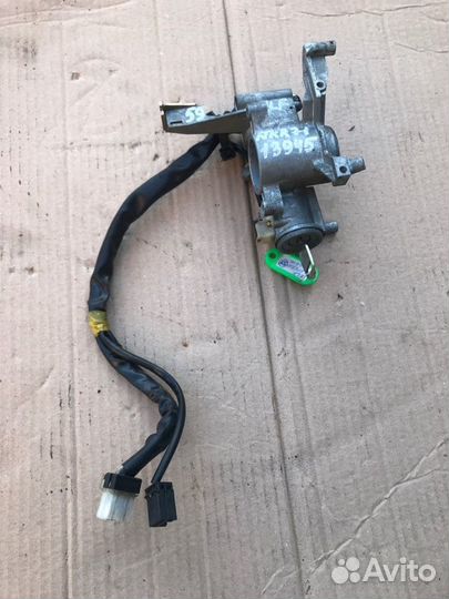 Замок зажигания Isuzu Elf NKR71E 4HG1 2000