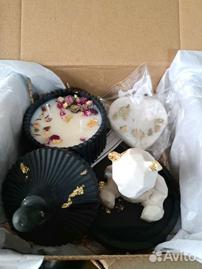 Подарочный набор из гипса и свечей