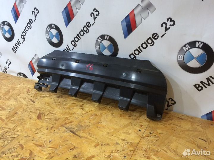 BMW F10 Крепление заднего бампера с Японии