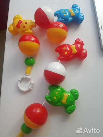 Растяжка/погремушка на коляску и кроватку