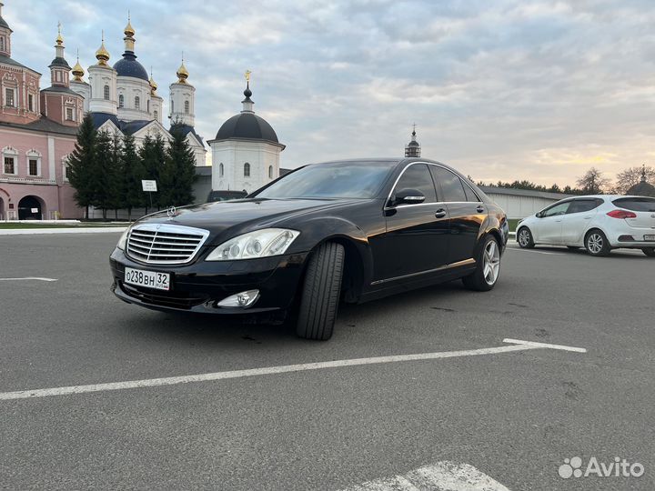 Требуется авто маляр, помошник маляра