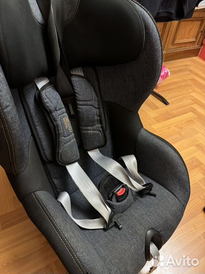 Детское автомобильное кресло britax romer