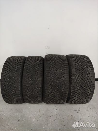 Michelin X-Ice North 4 245/40 R20 и 295/35 R21