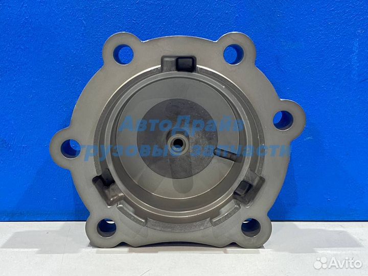 Крышка цилиндра кпп грузовиков Вольво и Рено