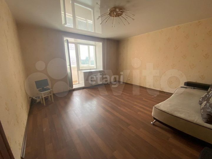 2-к. квартира, 71 м², 6/10 эт.