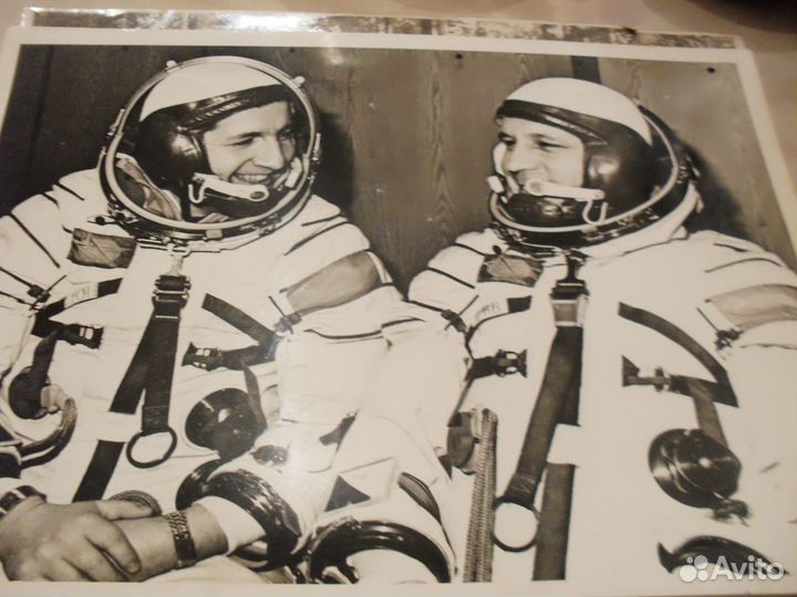 Автограф Горбатко Кубасова Шонина. Елисеева Филипч