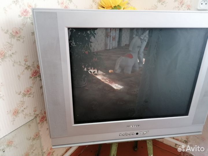 Телевизор samsung