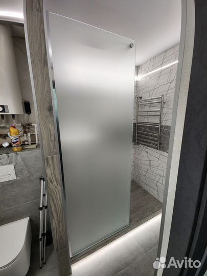 Душевая кабина из стекла