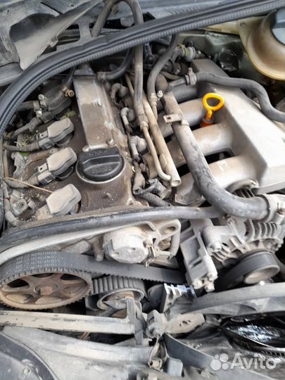 Volkswagen Passat 1.8 AT, 2001, битый, 220 354 км