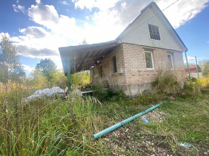 Дом 48 м² на участке 12 сот.