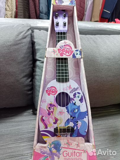 Гитара детская новая