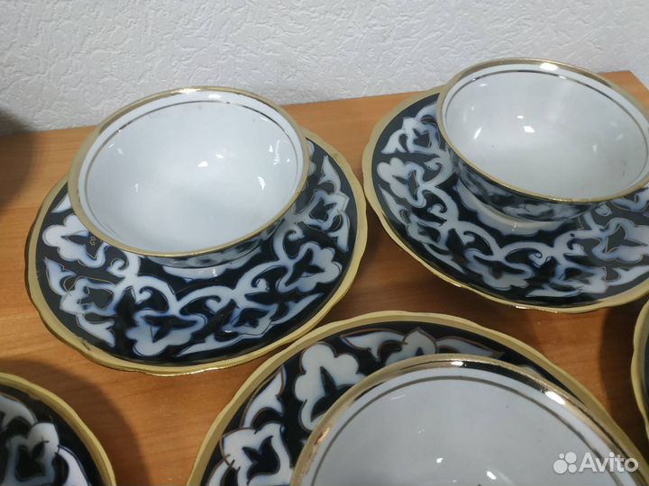 Тарелка порционная 23 см Пахта с золотом