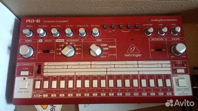 Behringer RD-6 аналоговая драм-машина