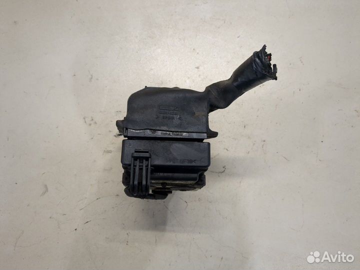 Блок абс, насос Toyota Avensis 1, 2000