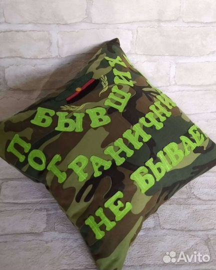 Подушки в авто с логотипами