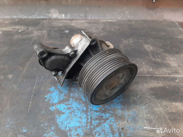 Водяной насос помпа Geely MK MR479QA