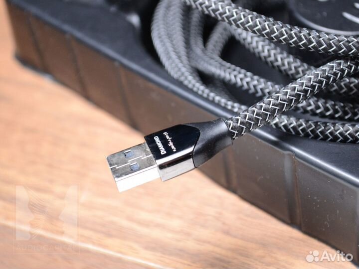 AudioQuest Diamond USB-кабель (3 метра) серебряный