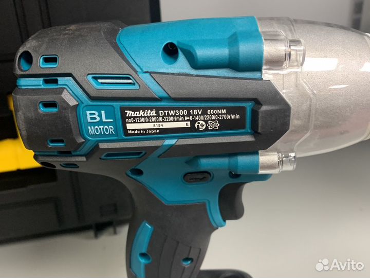 Аккумуляторный Гайковерт Makita 600нм