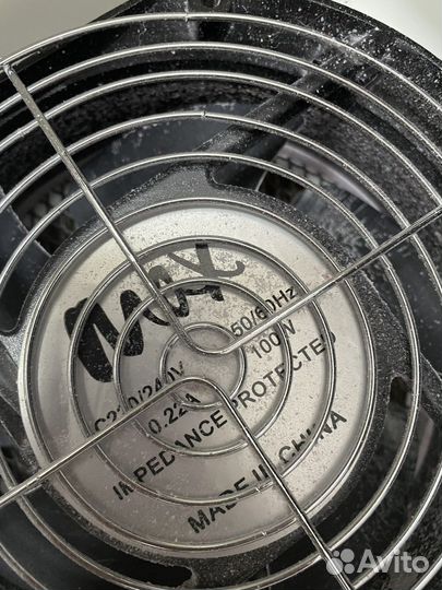 В рабочем состоянии, требуется чистка, без мешков