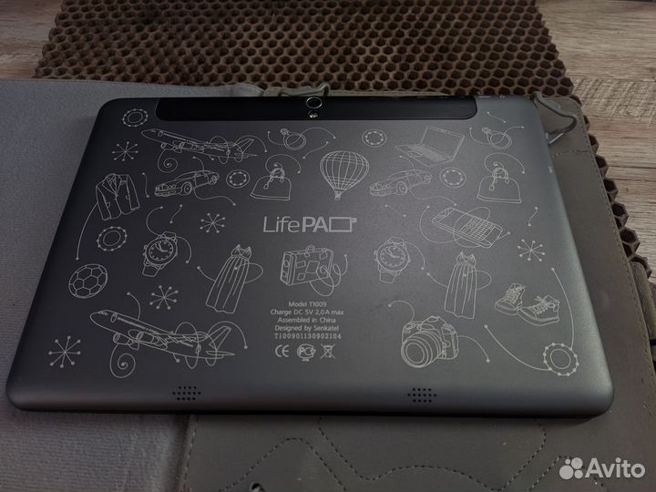 Планшет Senkatel T1009 LifePad