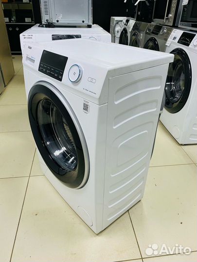 Стиральная машина узкая Haier HW70-BP12969A