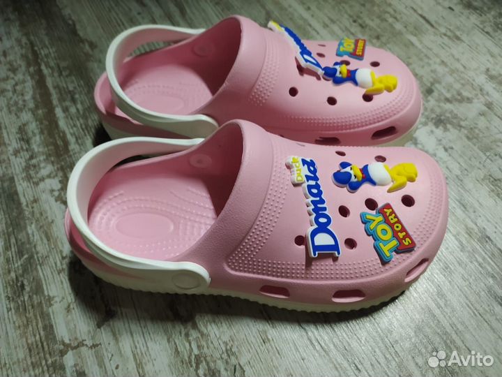 Тапочки crocs