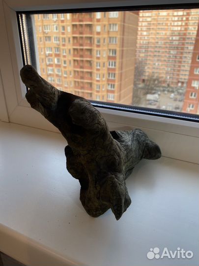 Коряга в аквариум