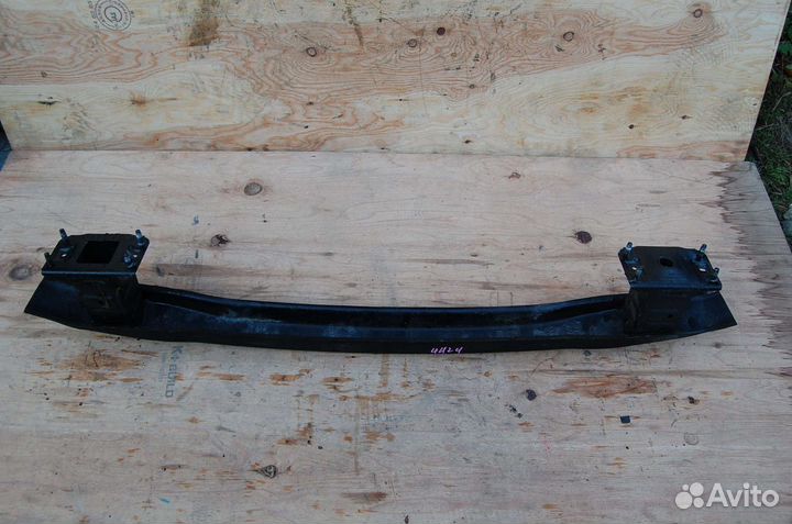 Усилитель бампера