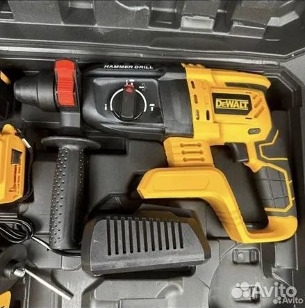 Набор аккумуляторного инструмента dewalt 4 в 1