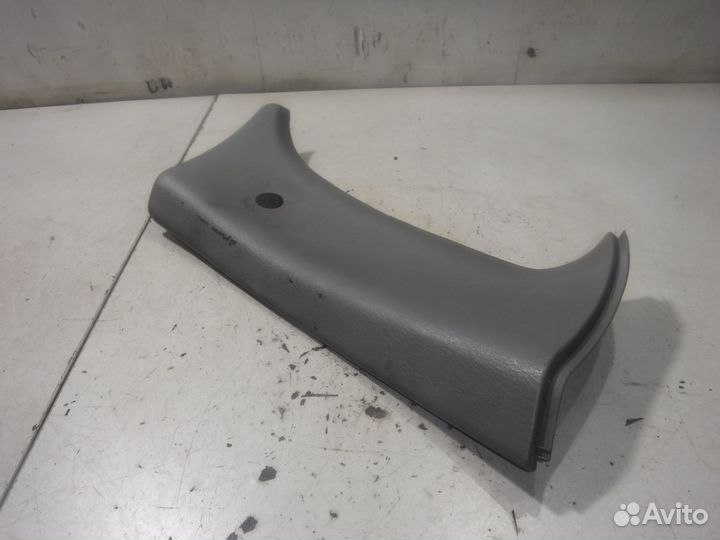 Обшивка стойки задней Hyundai Starex