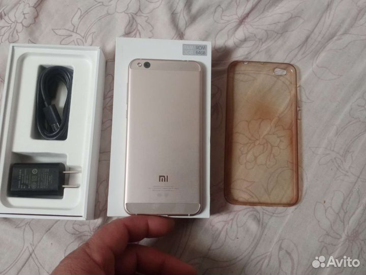 Xiaomi Mi 5C, 3/64 ГБ