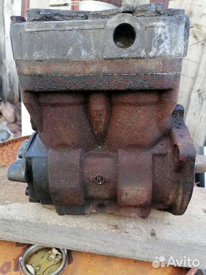 Компресор на iveco 10 курсор