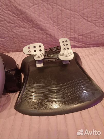 Игровой руль с педалями для пк