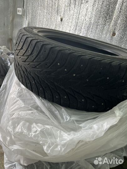 Yokohama IceGuard Stud IG65 205/65 R16