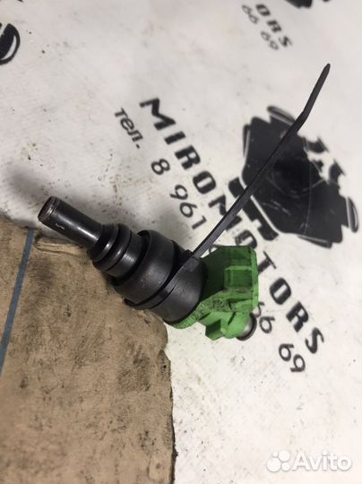 Форсунка Mercedes Benz E-class 1.8I W211