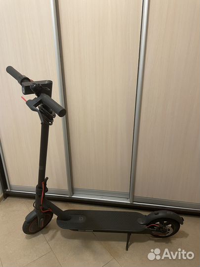 Электросамокат Xiaomi mijia M365 PRO