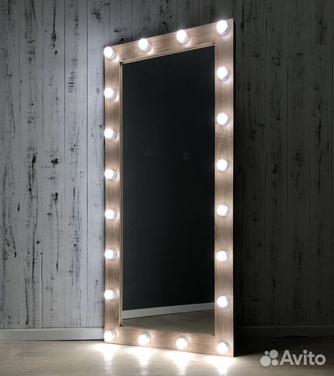 Зеркало с подсветкой